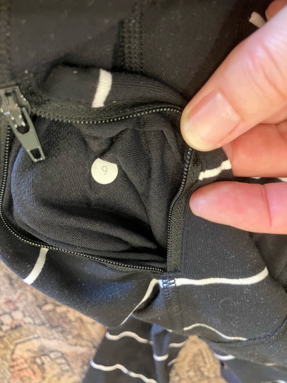 lululemon OG Scuba Hoodie - Picture 4 of 5